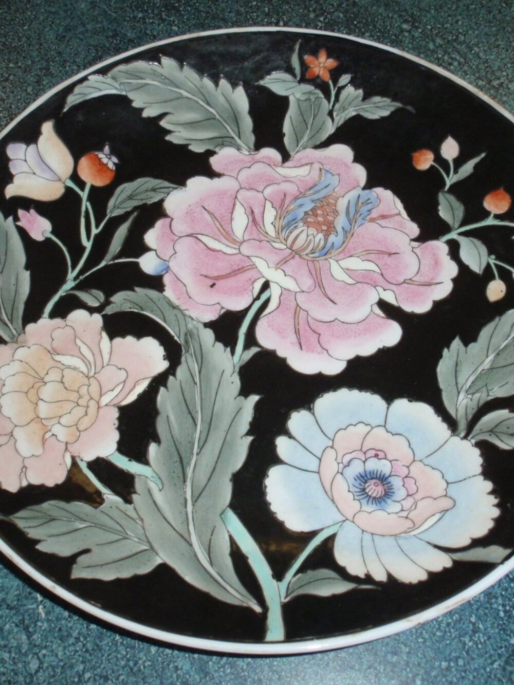 Vintage HFP Macau Enamel Porcelain Plate Famille Noire Peony Floral Wildwood 10"